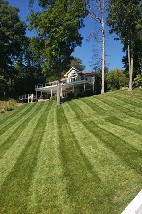 Expert garden landscaping in Delphi, IN - Everlawn by Jamie Houser