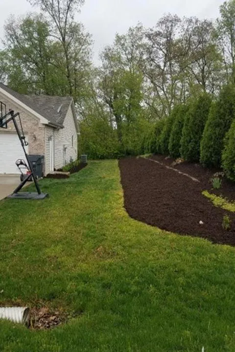 Trusted residential landscaping experts serving Delphi, IN - Everlawn by Jamie Houser