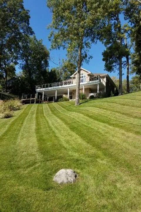 Expert yard maintenance experts serving Delphi, IN - Everlawn by Jamie Houser