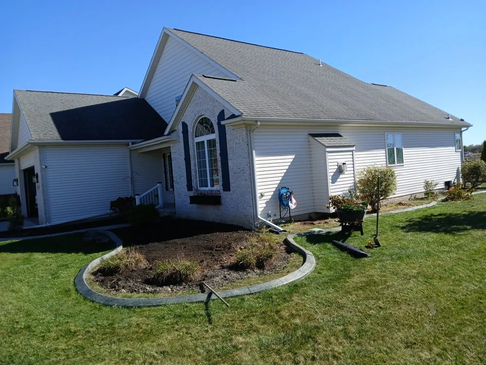 Expert garden landscaping for outdoor upgrades in Toledo, OH by Everly's Elite Services