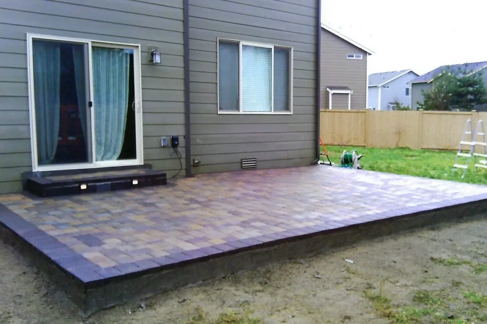 Reliable garden landscaping for residential properties in Spanaway, WA by Ever's Pavers