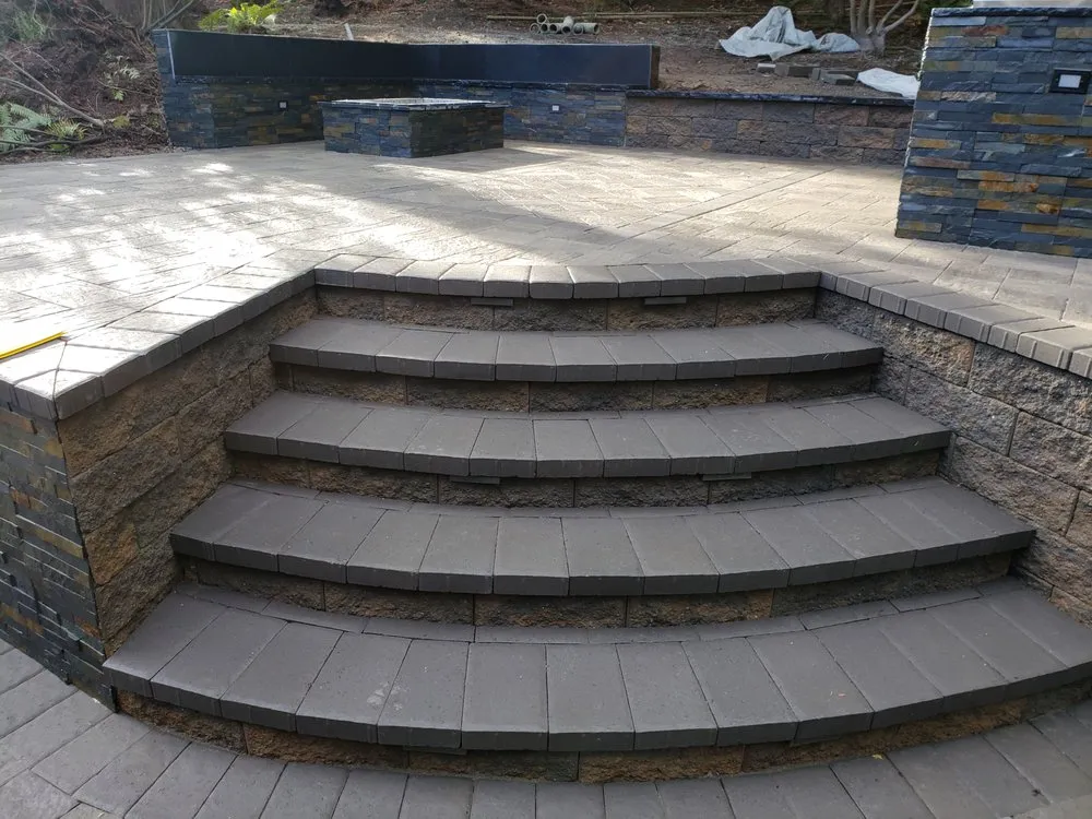 Local outdoor landscaping for outdoor upgrades in Spanaway, WA by Ever's Pavers