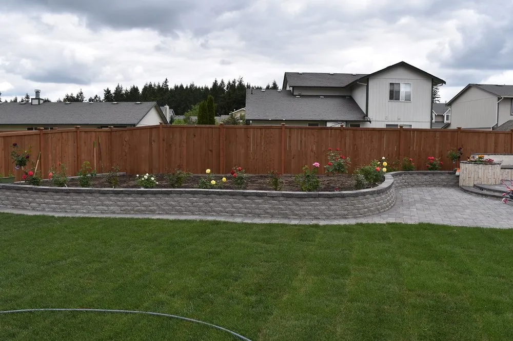 Reliable yard cleanup service in Spanaway, WA - Ever's Pavers
