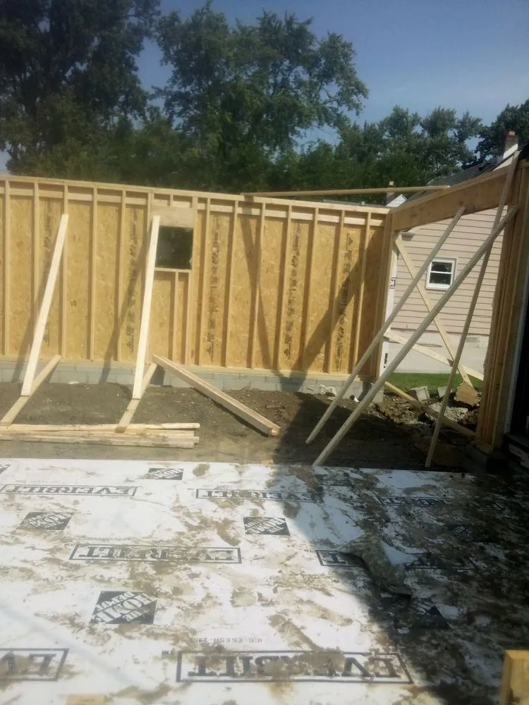 Local yard cleanup service for residential properties across Belleville, MI - Every Season