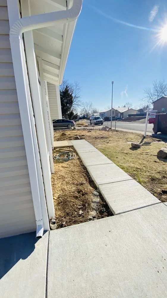 Professional garden landscaping in Aurora, CO by Every Season Landscaping