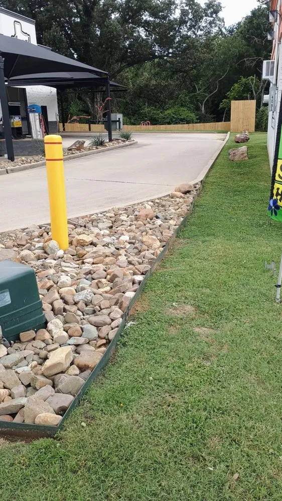 Custom yard cleanup service experts serving Longview, TX - Every Season Lawn Service