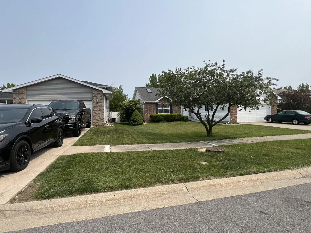 Affordable garden landscaping experts serving Merrillville, IN - Every Season