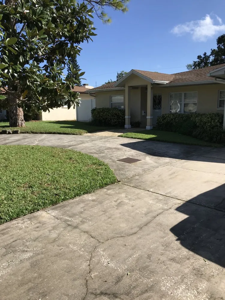 Trusted landscaping services for outdoor upgrades across Largo, FL - Everyday Lawn Services