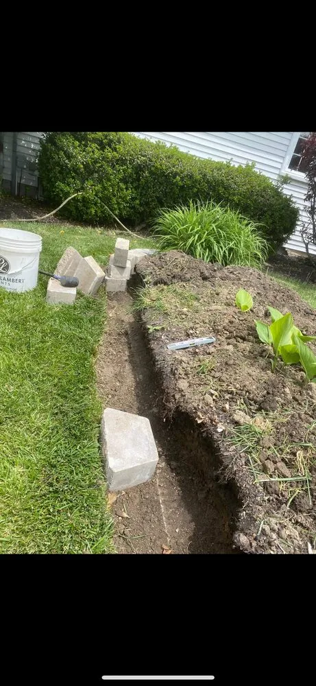 Trusted yard cleanup service experts serving Toledo, OH - Everything Arreguin Enterprise