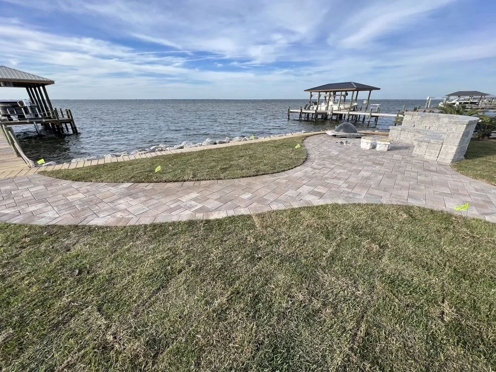 Affordable lawn care service experts serving Freeport, FL - Everything for the Home