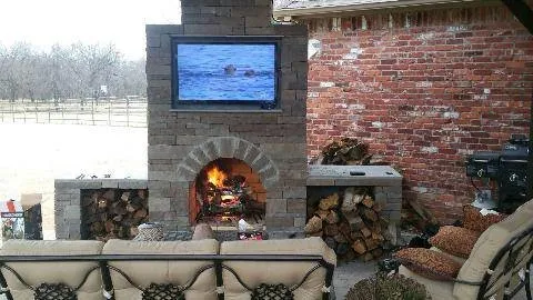 Professional residential landscaping experts serving Tulsa, OK - Everything Outdoors of Tulsa