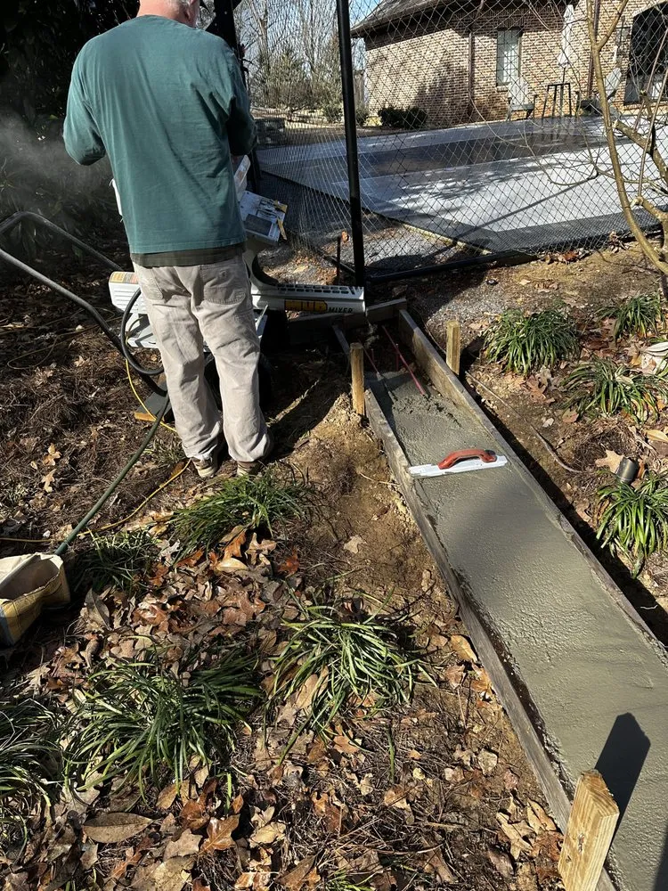 Professional yard cleanup service for homes across Rainbow City, AL - Everything Outdoors