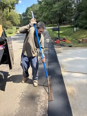 Everzg Landscaping And Exterior Logo