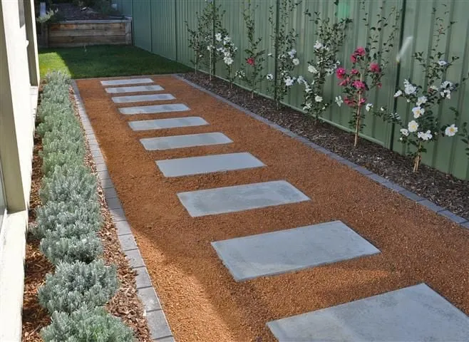 Reliable yard cleanup service in East Palo Alto, CA by Evolution Landscaping & Tree Services