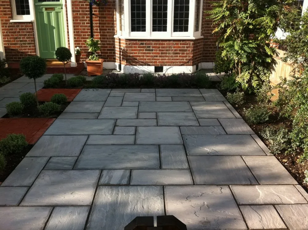 Affordable lawn care service experts serving East Palo Alto, CA - Evolution Landscaping & Tree Services