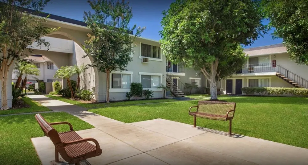 Trusted garden landscaping for beautiful yards across Huntington Beach, CA - Evolution Landscaping and Plumbing