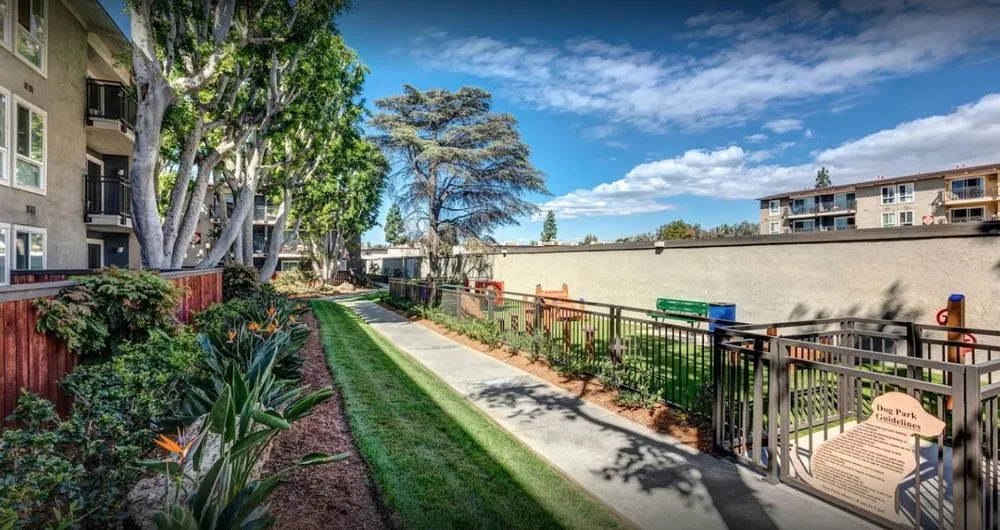 Reliable garden landscaping in Huntington Beach, CA - Evolution Landscaping and Plumbing