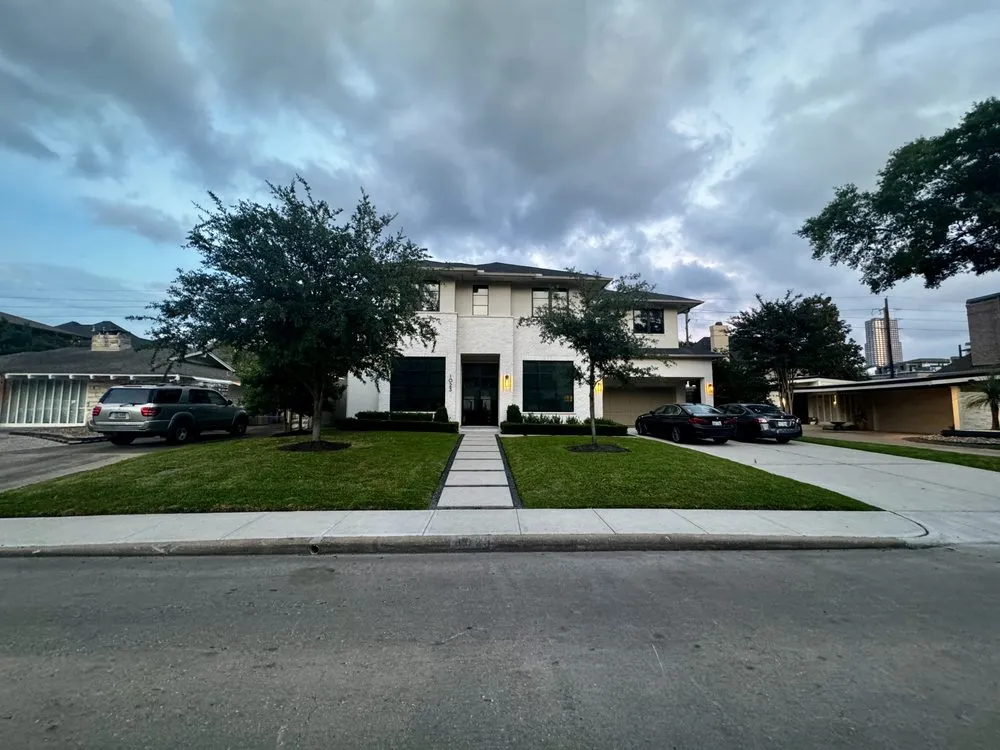 Reliable landscaping services in Houston, TX - Evolution Lawn Services