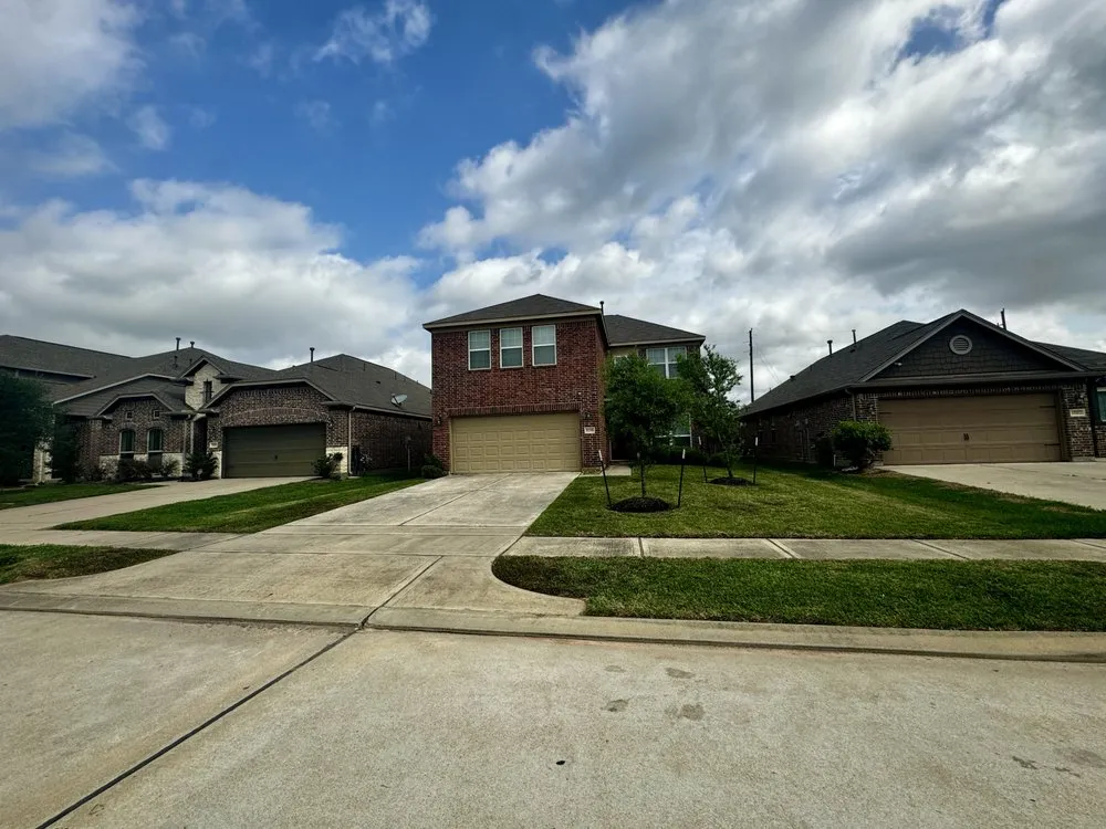 Local garden landscaping for residential properties across Houston, TX - Evolution Lawn Services