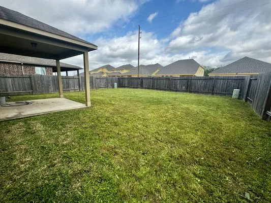 Evolution Lawn Services Logo