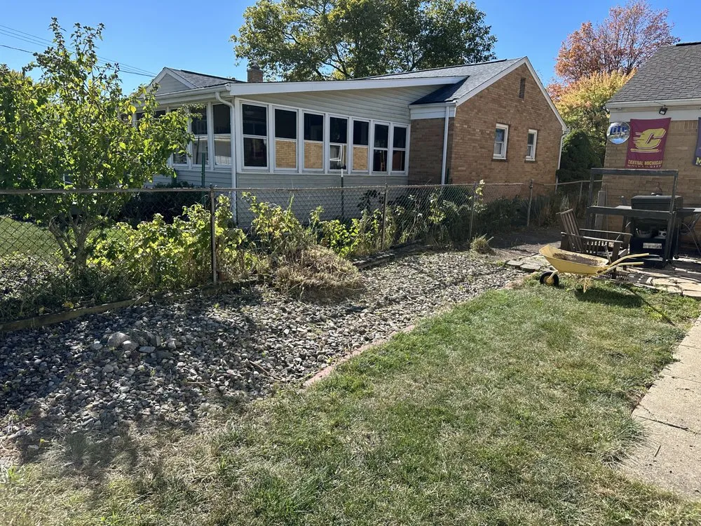 Affordable garden landscaping in Lansing, MI by Evolution Lawncare & Landscape