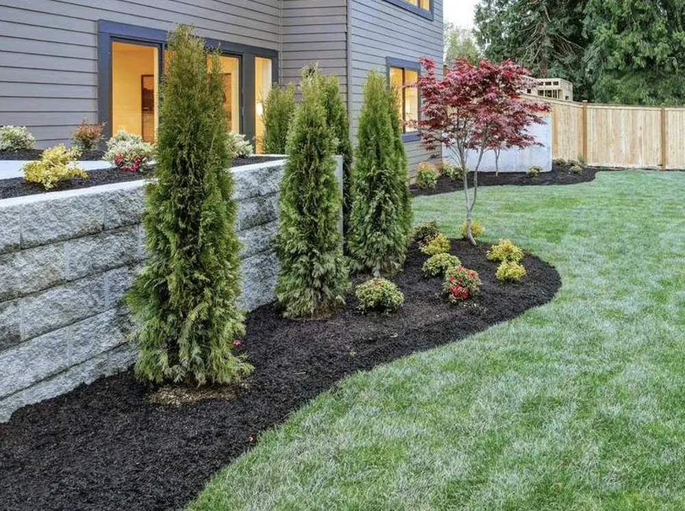 Expert landscape installation in Oak Lawn, IL - Evolution Outdoor Living