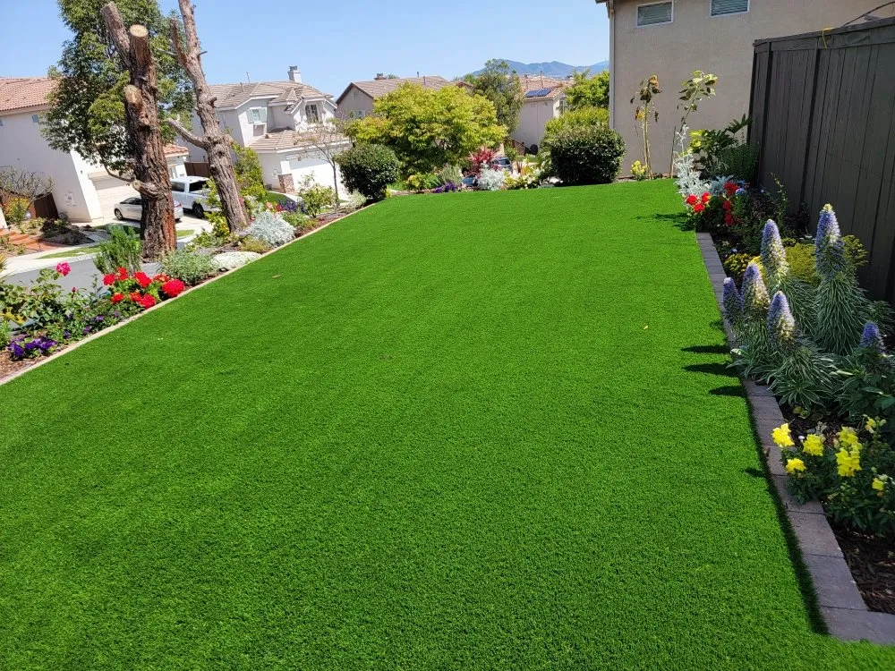 Local residential landscaping for beautiful yards across San Diego, CA - Evolution Turf
