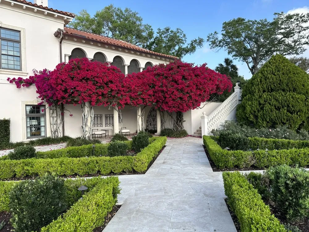 Custom garden landscaping near you across Bartow, FL - Evolve Contracting