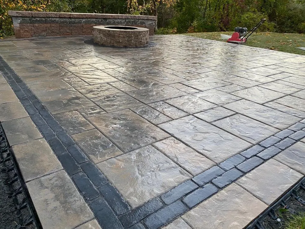 Professional yard maintenance for beautiful yards across Leicester, MA - Evolve Landscaping