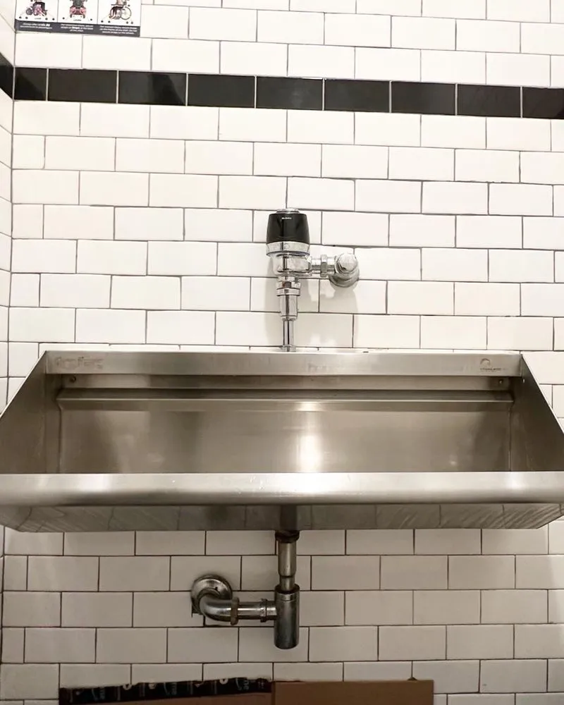 Affordable yard cleanup service experts serving New York, NY - Evolve Renovation