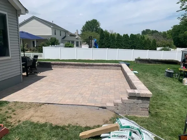 Trusted outdoor landscaping for beautiful yards in Columbus, OH by Evolve Renovations