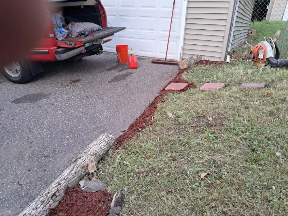 Trusted yard cleanup service with custom design across Brooklyn Center, MN - Evon Yards Services