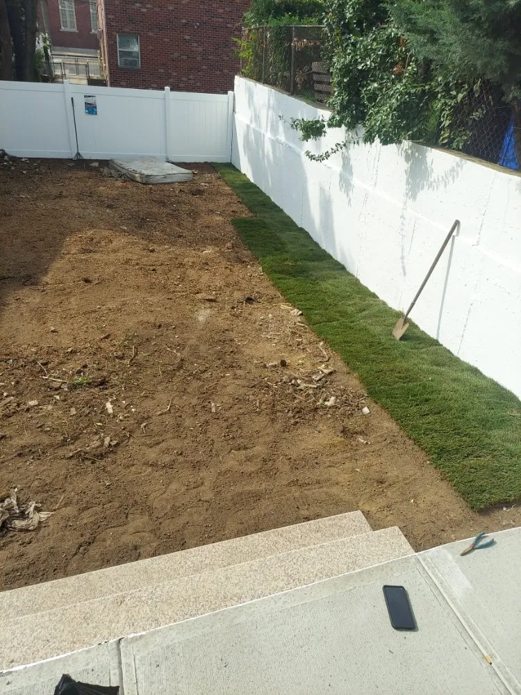 Trusted lawn care service in Glen Cove, NY by Evoras Landscaping Services