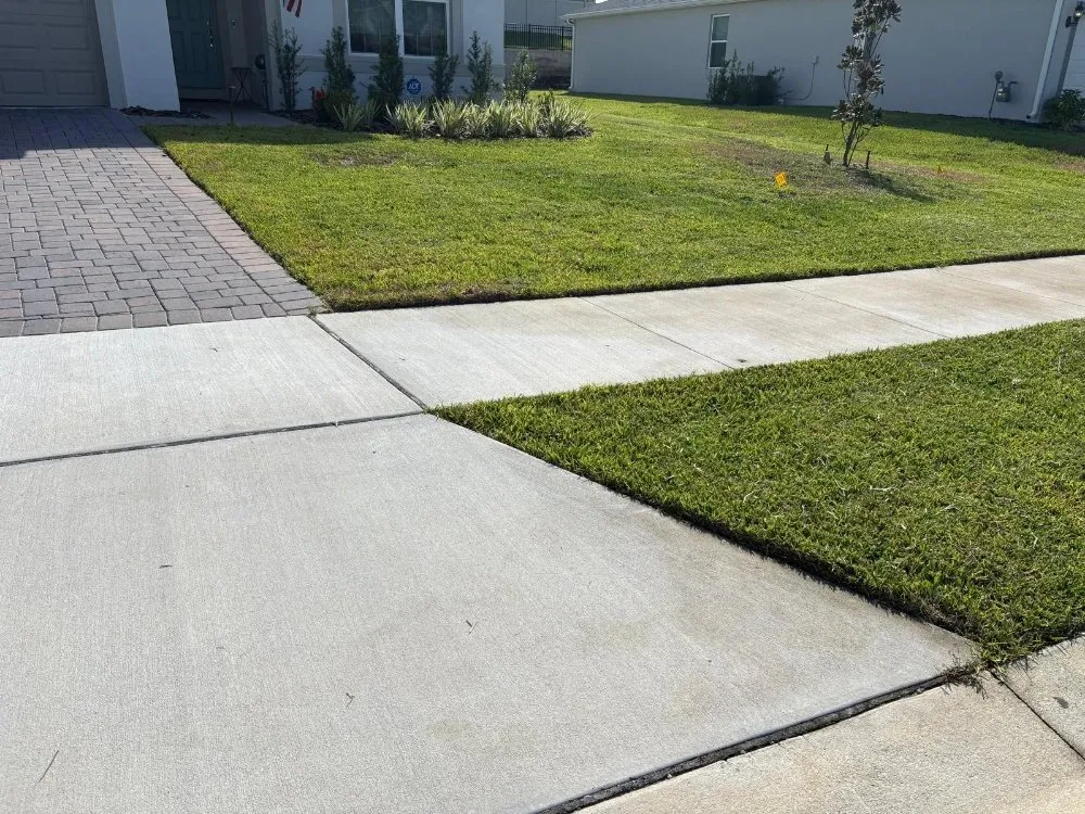 Professional lawn mowing service for beautiful yards in Mount Dora, FL by Evrrion