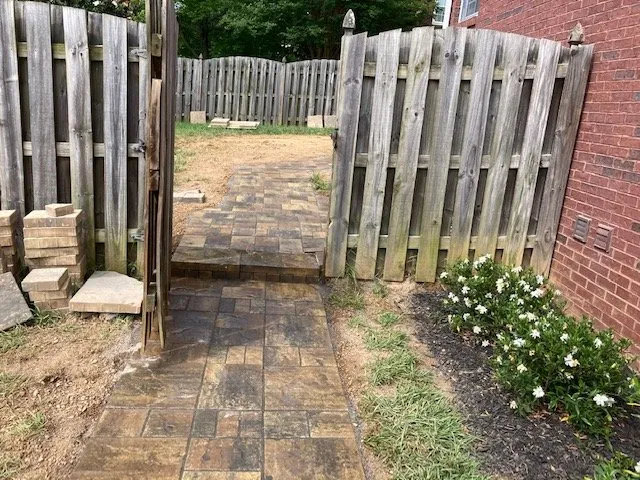 Custom landscape design experts serving Clinton, TN - Ewing Hardscapes