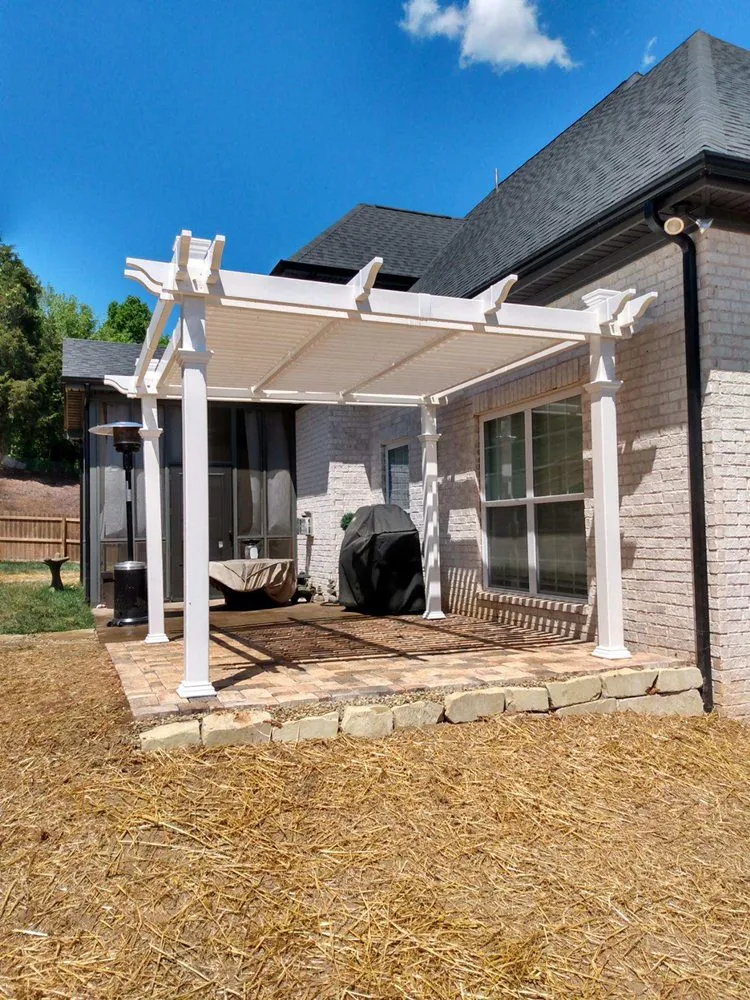 Custom residential landscaping for residential properties across Clinton, TN - Ewing Hardscapes