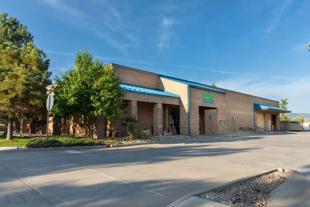 Custom lawn care service for year-round maintenance in Highlands Ranch, CO by Ewing Outdoor Supply