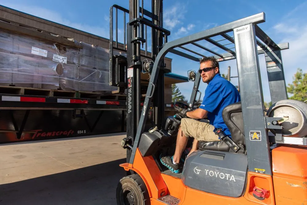 Reliable lawn mowing service in Highlands Ranch, CO - Ewing Outdoor Supply