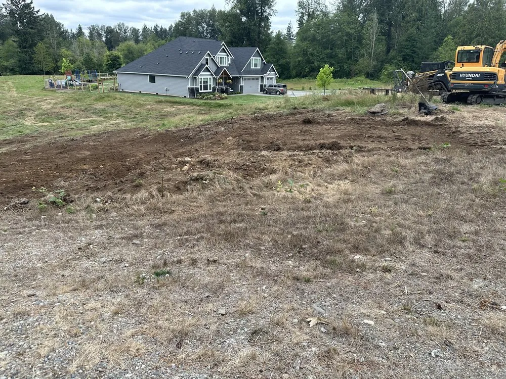Local outdoor landscaping for residential properties in Maple Valley, WA by Excalibur Landservices