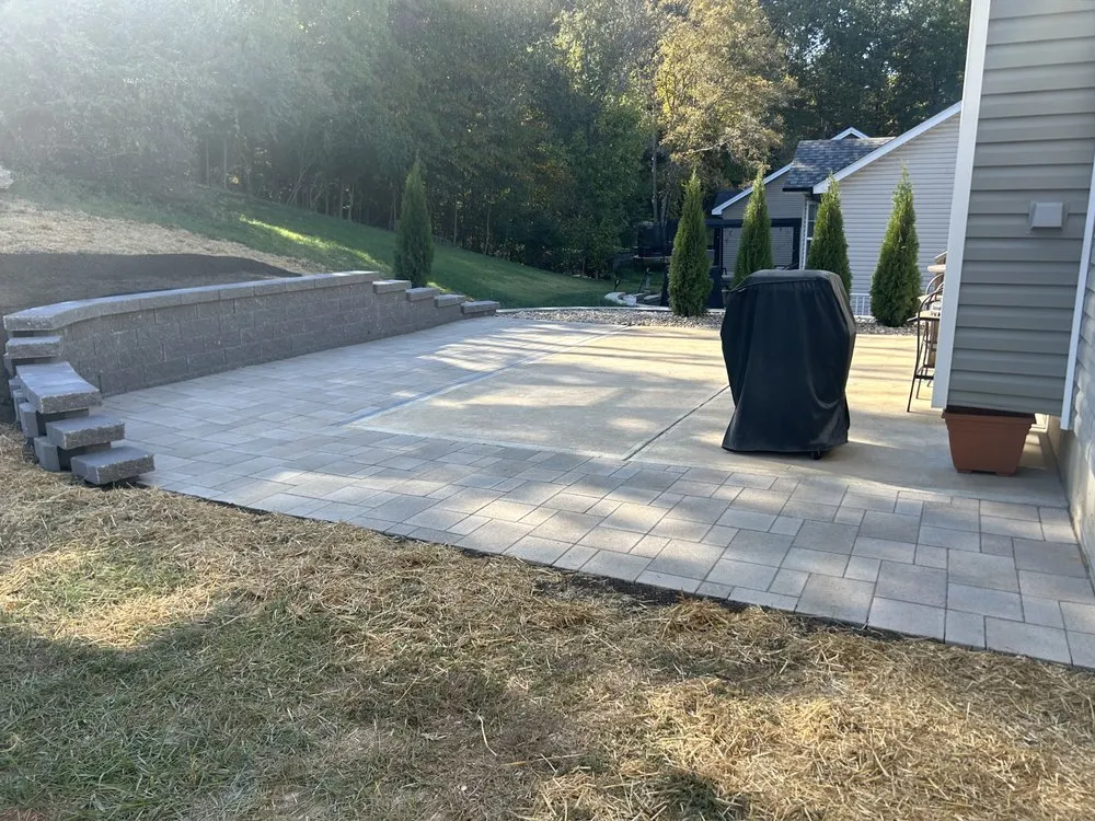 Reliable outdoor landscaping in Creve Coeur, MO - Excel landscaping