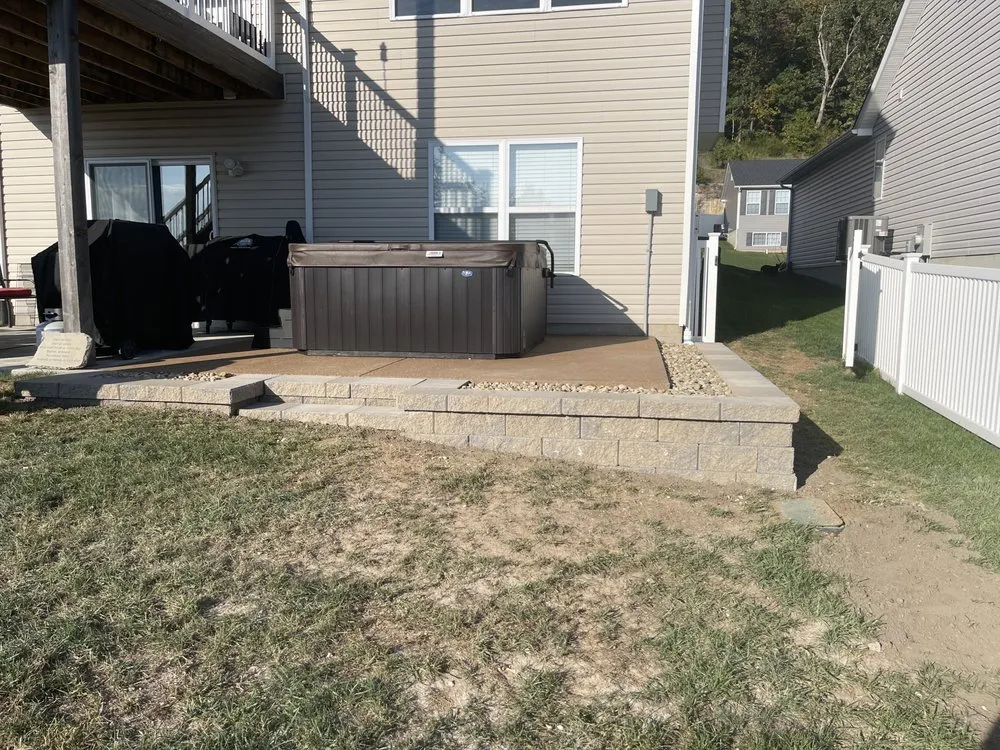 Local yard cleanup service in Creve Coeur, MO by Excel landscaping