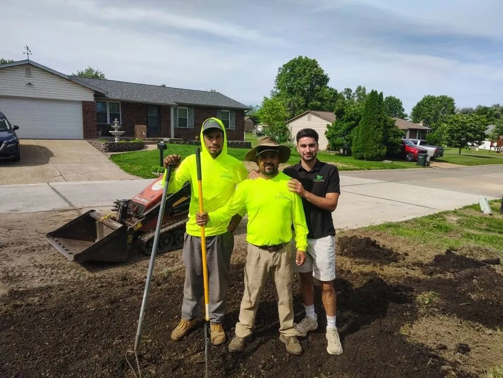 Reliable yard cleanup service experts serving Creve Coeur, MO - Excel landscaping