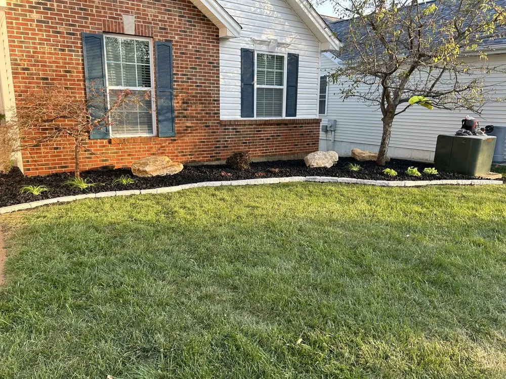 Top-rated lawn mowing service in Creve Coeur, MO by Excel landscaping
