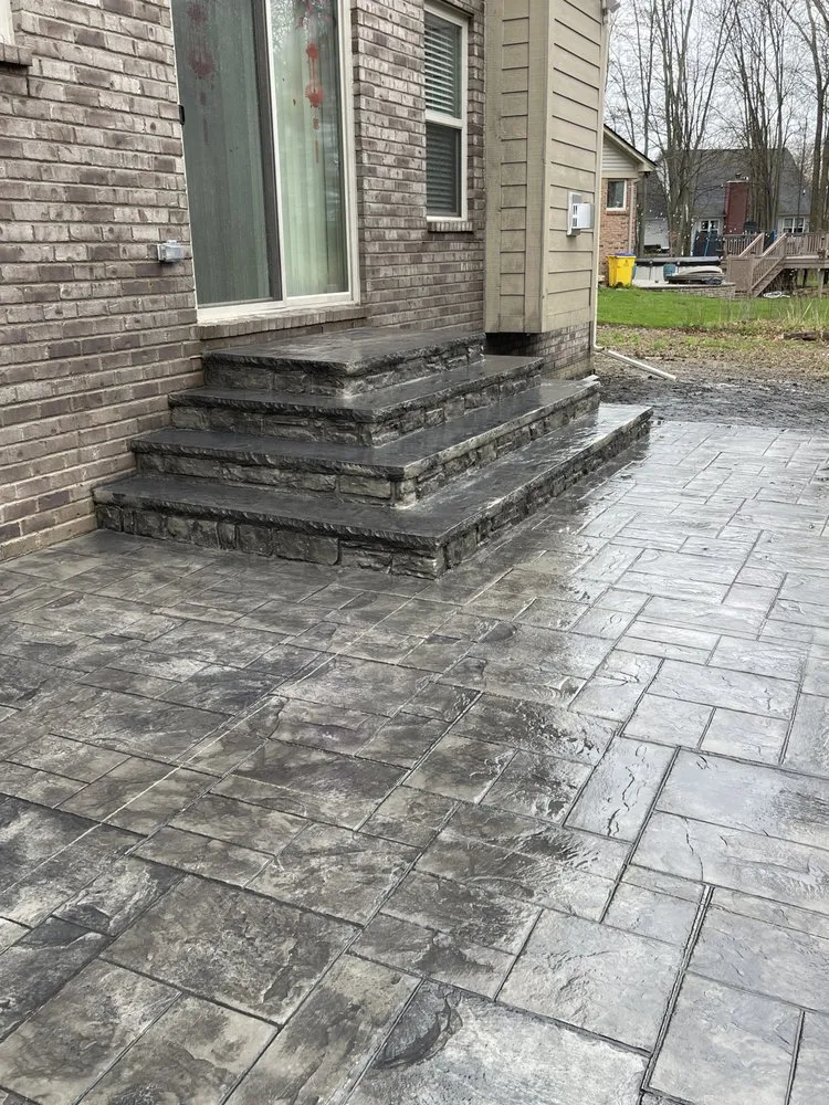 Professional yard maintenance experts serving Harrison Township, MI - Excel Landscaping