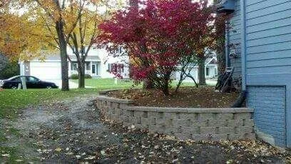 Reliable landscaping services in Des Moines, IA - Excel Lawns & Landscape