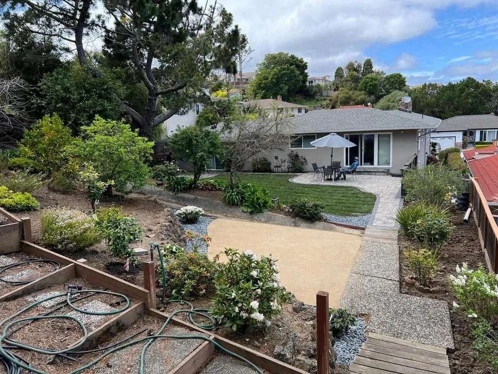 Custom yard cleanup service for year-round maintenance across Hillsborough, CA - Excellence Landscape