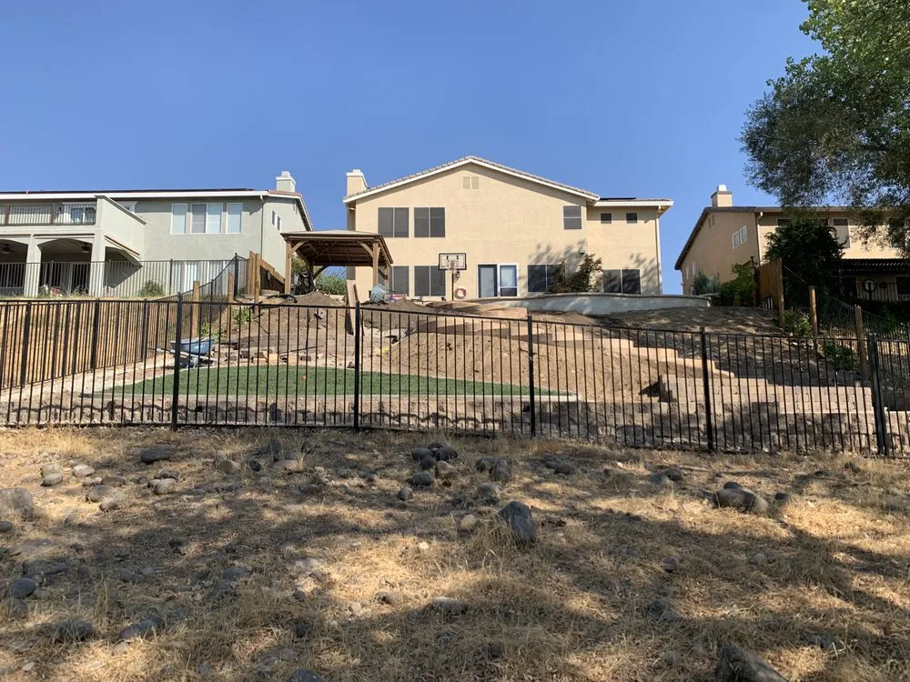 Affordable yard cleanup service experts serving Roseville, CA - Excellent landscaping