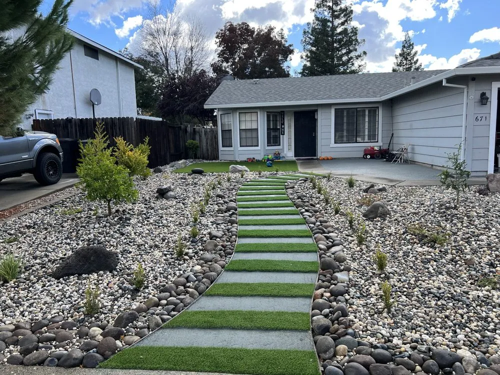 Professional outdoor landscaping in Roseville, CA - Excellent landscaping