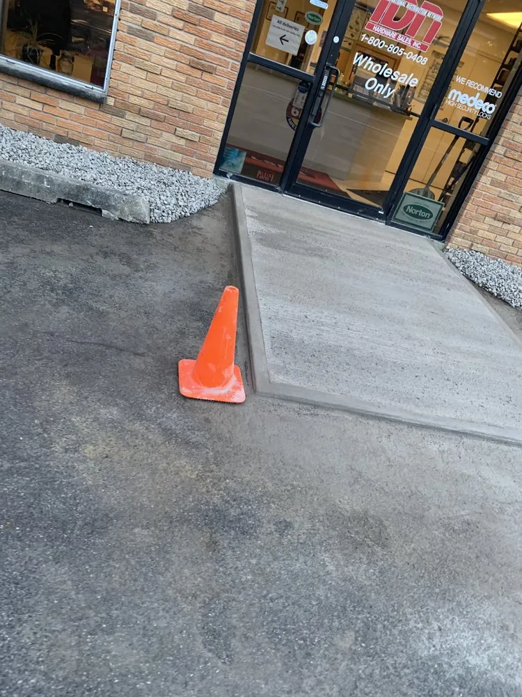 Top-rated landscaping services experts serving Liverpool, NY - Excellent Lawn Landscaping and Construction