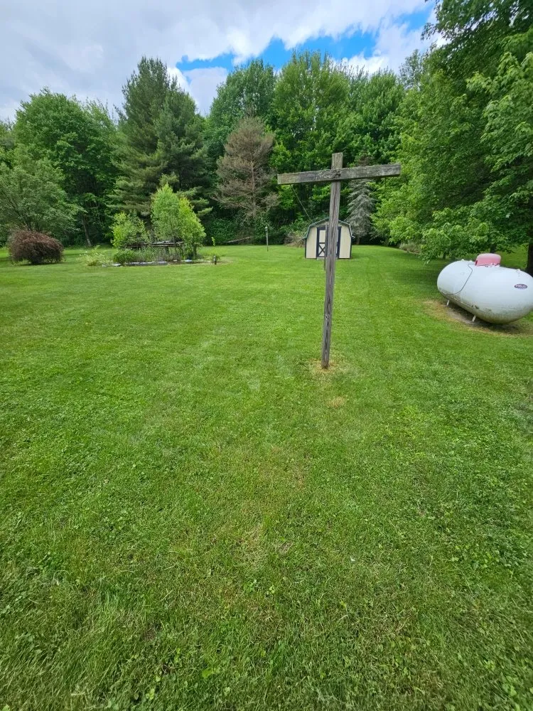 Expert landscaping services in Youngstown, OH by Excellent Trim